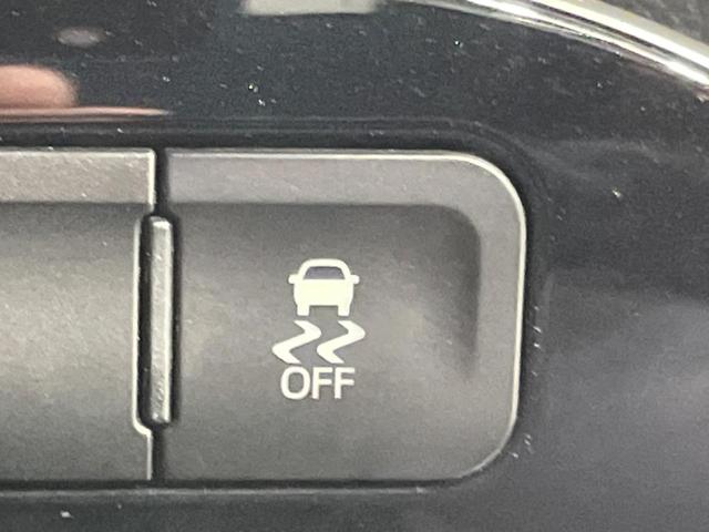 プリウス ＳセーフティプラスＩＩ　禁煙車　純正８型ＤＡ　全周囲カメラ　１００Ｖ電源　衝突被害軽減システム　レーダークルーズ　ドラレコ　コーナーセンサー　ＬＥＤヘッド　デジタルインナーミラ　ＥＴＣ　純正１７インチアルミ　オートハイビーム（22枚目）