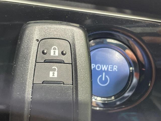 プリウス ＳセーフティプラスＩＩ　禁煙車　純正８型ＤＡ　全周囲カメラ　１００Ｖ電源　衝突被害軽減システム　レーダークルーズ　ドラレコ　コーナーセンサー　ＬＥＤヘッド　デジタルインナーミラ　ＥＴＣ　純正１７インチアルミ　オートハイビーム（23枚目）