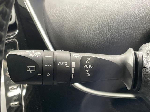 プリウス ＳセーフティプラスＩＩ　禁煙車　純正８型ＤＡ　全周囲カメラ　１００Ｖ電源　衝突被害軽減システム　レーダークルーズ　ドラレコ　コーナーセンサー　ＬＥＤヘッド　デジタルインナーミラ　ＥＴＣ　純正１７インチアルミ　オートハイビーム（31枚目）