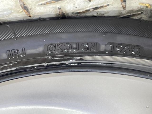 プリウス ＳセーフティプラスＩＩ　禁煙車　純正８型ＤＡ　全周囲カメラ　１００Ｖ電源　衝突被害軽減システム　レーダークルーズ　ドラレコ　コーナーセンサー　ＬＥＤヘッド　デジタルインナーミラ　ＥＴＣ　純正１７インチアルミ　オートハイビーム（58枚目）