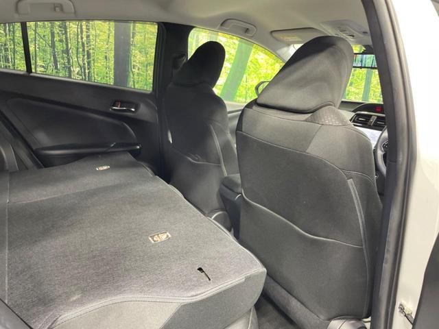 プリウス ＳセーフティプラスＩＩ　禁煙車　純正８型ＤＡ　全周囲カメラ　１００Ｖ電源　衝突被害軽減システム　レーダークルーズ　ドラレコ　コーナーセンサー　ＬＥＤヘッド　デジタルインナーミラ　ＥＴＣ　純正１７インチアルミ　オートハイビーム（60枚目）