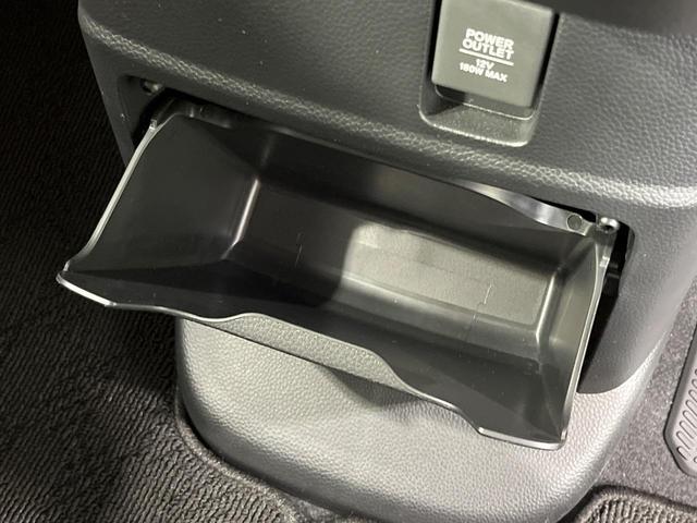 N-BOXカスタム L 禁煙車 両側電動ドア 純正SDナビ バックカメラ 衝突被害軽減システム レーダークルーズ コーナーセンサー シートヒーター スマートキー LEDヘッド ETC 純正14インチアルミ オートハイビーム(42枚目)