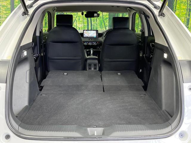 ヴェゼル ｅ：ＨＥＶ　Ｚ　禁煙車　純正９型ナビ　バックカメラ　衝突被害軽減システム　レーダークルーズ　電動リアゲート　ドラレコ　コーナーセンサー　スマートキー　ＬＥＤヘッド　ＥＴＣ２．０　純正１８インチアルミ　オートライト（10枚目）