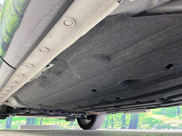 ヴェゼル ｅ：ＨＥＶ　Ｚ　禁煙車　純正９型ナビ　バックカメラ　衝突被害軽減システム　レーダークルーズ　電動リアゲート　ドラレコ　コーナーセンサー　スマートキー　ＬＥＤヘッド　ＥＴＣ２．０　純正１８インチアルミ　オートライト（57枚目）