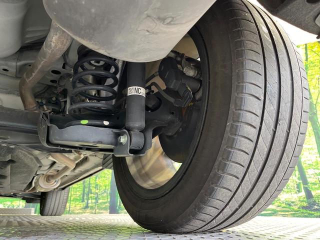 ヴェゼル ｅ：ＨＥＶ　Ｚ　禁煙車　純正９型ナビ　バックカメラ　衝突被害軽減システム　レーダークルーズ　電動リアゲート　ドラレコ　コーナーセンサー　スマートキー　ＬＥＤヘッド　ＥＴＣ２．０　純正１８インチアルミ　オートライト（60枚目）