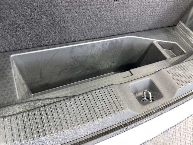 ヴェゼル ｅ：ＨＥＶ　Ｚ　禁煙車　純正９型ナビ　バックカメラ　衝突被害軽減システム　レーダークルーズ　電動リアゲート　ドラレコ　コーナーセンサー　スマートキー　ＬＥＤヘッド　ＥＴＣ２．０　純正１８インチアルミ　オートライト（63枚目）