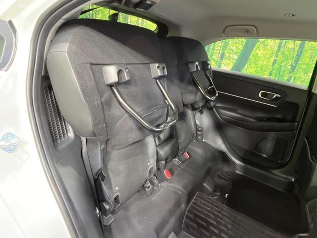 ヴェゼル ｅ：ＨＥＶ　Ｚ　禁煙車　純正９型ナビ　バックカメラ　衝突被害軽減システム　レーダークルーズ　電動リアゲート　ドラレコ　コーナーセンサー　スマートキー　ＬＥＤヘッド　ＥＴＣ２．０　純正１８インチアルミ　オートライト（67枚目）