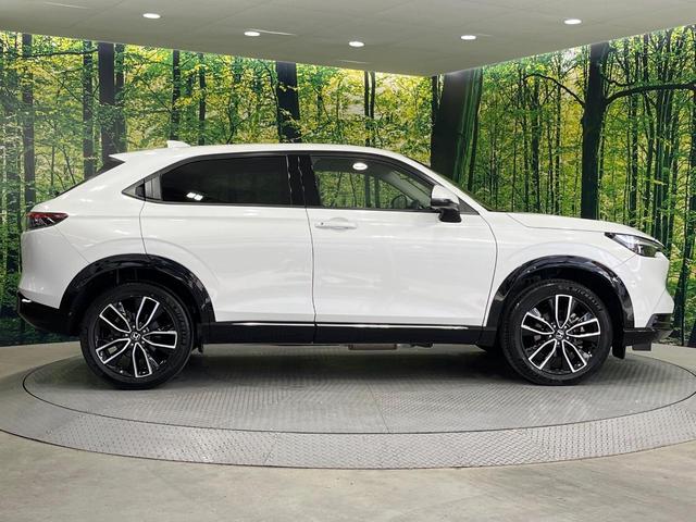 ヴェゼル ｅ：ＨＥＶ　Ｚ　禁煙車　純正９型ナビ　バックカメラ　衝突被害軽減システム　レーダークルーズ　電動リアゲート　ドラレコ　コーナーセンサー　スマートキー　ＬＥＤヘッド　ＥＴＣ２．０　純正１８インチアルミ　オートライト（71枚目）