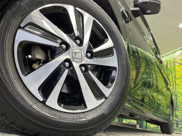 �y�����P�T�C���`�A���~�z�C�[���z�O�ςɃ}�b�`���������A���~�z�C�[���𑕒����Ă���܂��B�e��ЊO�A���~�z�C�[����A�X�^�b�h���X�^�C�����戵�����Ă���܂��B���񂲑��k����������