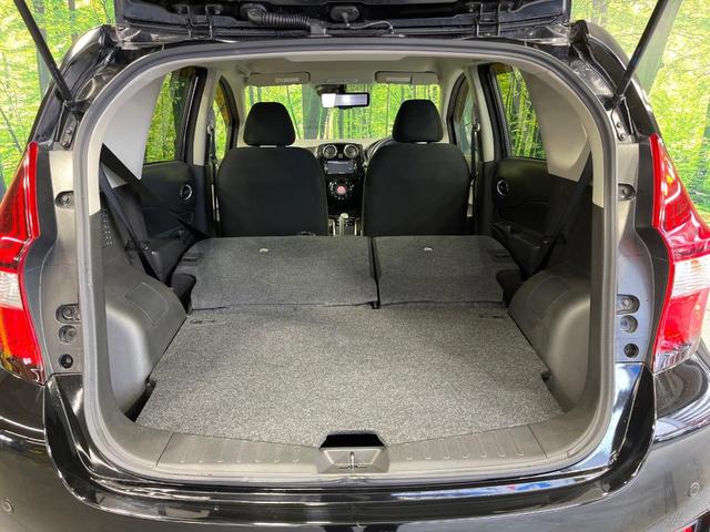 ノート ｅ－パワー　Ｘ　禁煙車　純正ＳＤナビ　全周囲カメラ　衝突被害軽減システム　コーナーセンサー　スマートキー　ＬＥＤヘッドライト　ＥＴＣ　純正ＯＰ１５インチアルミ　オートライト　オートエアコン　Ｂｌｕｅｔｏｏｔｈ　ＣＤ（10枚目）