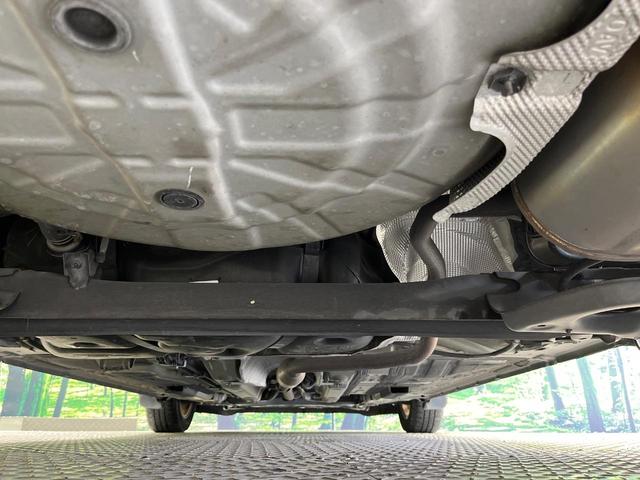 ノート ｅ－パワー　Ｘ　禁煙車　純正ＳＤナビ　全周囲カメラ　衝突被害軽減システム　コーナーセンサー　スマートキー　ＬＥＤヘッドライト　ＥＴＣ　純正ＯＰ１５インチアルミ　オートライト　オートエアコン　Ｂｌｕｅｔｏｏｔｈ　ＣＤ（19枚目）