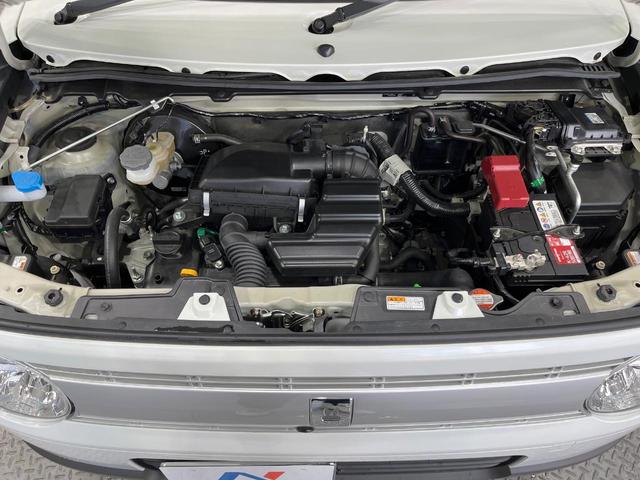 アルトラパン Ｘ　禁煙車　純正ＳＤナビ　衝突被害軽減システム　コーナーセンサー　スマートキー　ＨＩＤヘッド　純正１４インチアルミ　車線逸脱警報　オートライト　オートエアコン　Ｂｌｕｅｔｏｏｔｈ　ＣＤ　ＤＶＤ再生（18枚目）