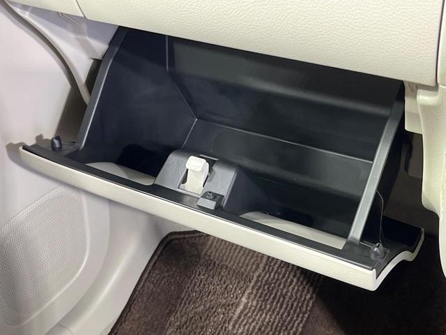 アルトラパン Ｘ　禁煙車　純正ＳＤナビ　衝突被害軽減システム　コーナーセンサー　スマートキー　ＨＩＤヘッド　純正１４インチアルミ　車線逸脱警報　オートライト　オートエアコン　Ｂｌｕｅｔｏｏｔｈ　ＣＤ　ＤＶＤ再生（21枚目）