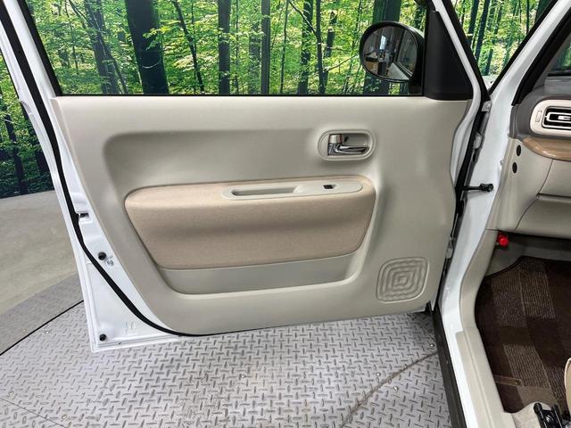 アルトラパン Ｘ　禁煙車　純正ＳＤナビ　衝突被害軽減システム　コーナーセンサー　スマートキー　ＨＩＤヘッド　純正１４インチアルミ　車線逸脱警報　オートライト　オートエアコン　Ｂｌｕｅｔｏｏｔｈ　ＣＤ　ＤＶＤ再生（26枚目）