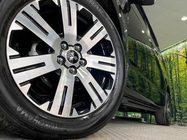 デリカＤ：５ Ｐ　禁煙車　電動サイドステップ　衝突被害軽減システム　純正１０型ナビ　バックカメラ　レーダークルーズ　両側電動スライドドア　パワーシート　前席シートヒーター　パワーバックドア　ＥＴＣ　ドラレコ（14枚目）