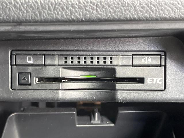 ヴォクシー ZS 煌Z 両側電動ドア 純正SDナビ バックカメラ 禁煙車 ドラレコ スマートキー HIDヘッドライト ビルトインETC オートライト デュアルエアコン Bluetooth CD DVD再生(7枚目)