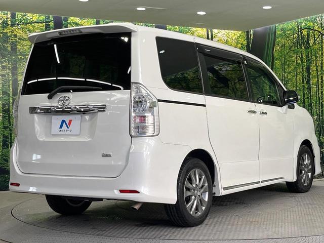 ヴォクシー ZS 煌Z 両側電動ドア 純正SDナビ バックカメラ 禁煙車 ドラレコ スマートキー HIDヘッドライト ビルトインETC オートライト デュアルエアコン Bluetooth CD DVD再生(18枚目)