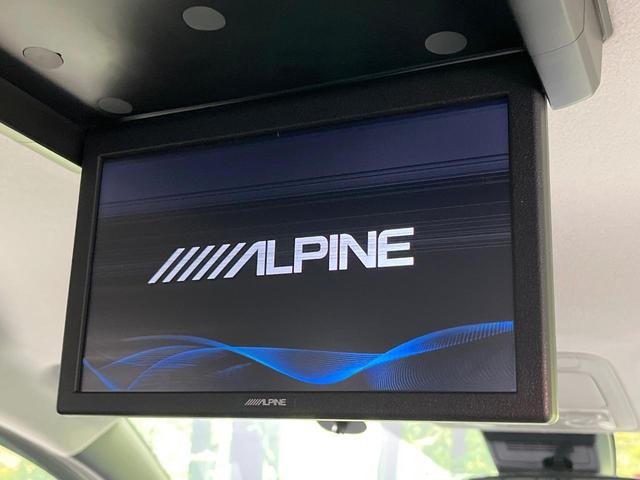 ヴォクシー ＺＳ　煌ＩＩ　禁煙車　両側電動ドア　ＳＤナビ　１２型後席モニター　バックカメラ　衝突被害軽減システム　スマートキー　ＬＥＤヘッド　ビルトインＥＴＣ　純正１７インチアルミ　車線逸脱警報　オートライト　デュアルエアコン（7枚目）