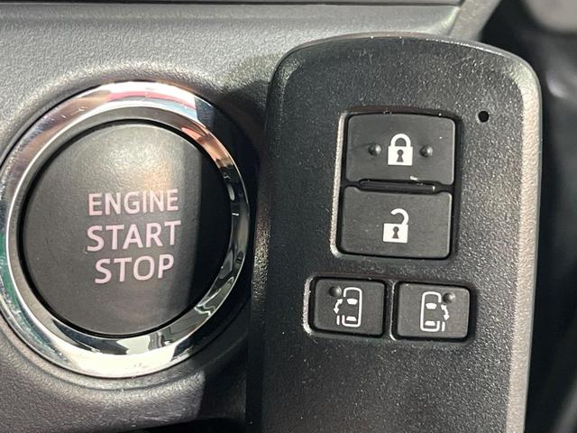 ヴォクシー ＺＳ　煌ＩＩ　禁煙車　両側電動ドア　ＳＤナビ　１２型後席モニター　バックカメラ　衝突被害軽減システム　スマートキー　ＬＥＤヘッド　ビルトインＥＴＣ　純正１７インチアルミ　車線逸脱警報　オートライト　デュアルエアコン（26枚目）