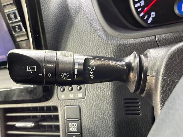 ヴォクシー ＺＳ　煌ＩＩ　禁煙車　両側電動ドア　ＳＤナビ　１２型後席モニター　バックカメラ　衝突被害軽減システム　スマートキー　ＬＥＤヘッド　ビルトインＥＴＣ　純正１７インチアルミ　車線逸脱警報　オートライト　デュアルエアコン（35枚目）