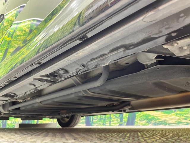 ヴォクシー ＺＳ　煌ＩＩ　禁煙車　両側電動ドア　ＳＤナビ　１２型後席モニター　バックカメラ　衝突被害軽減システム　スマートキー　ＬＥＤヘッド　ビルトインＥＴＣ　純正１７インチアルミ　車線逸脱警報　オートライト　デュアルエアコン（54枚目）