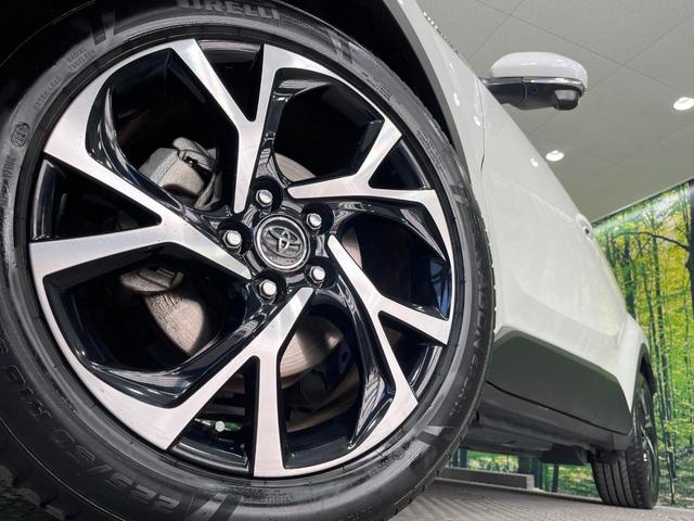 �y�����P�W�C���`�A���~�z�C�[���z�O�ςɃ}�b�`���������A���~�z�C�[���𑕒����Ă���܂��B�e��ЊO�A���~�z�C�[����A�X�^�b�h���X�^�C�����戵�����Ă���܂��B���񂲑��k����������