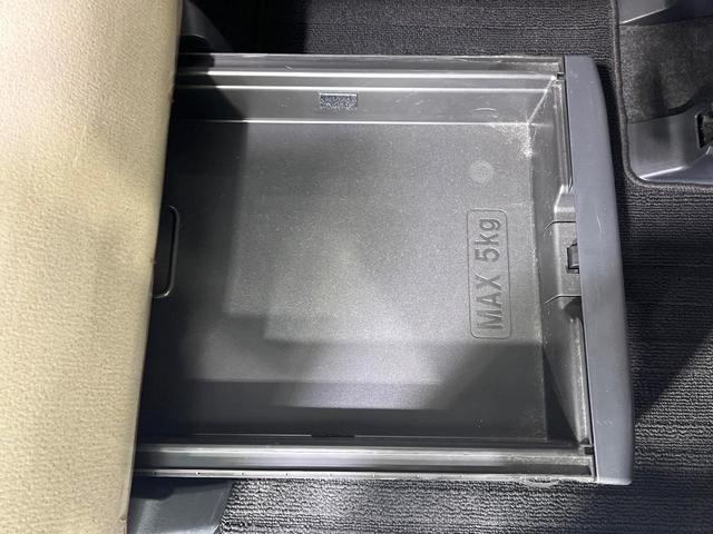 ムーヴキャンバス Ｇホワイトアクセントリミテッド　ＳＡＩＩＩ　禁煙車　ナビ　両側電動ドア　全周囲カメラ　衝突被害軽減システム　コーナーセンサー　スマートキー　ＬＥＤヘッド　オートハイビーム　オートライト　オートエアコン　Ｂｌｕｅｔｏｏｔｈ　ＣＤ　ＤＶＤ再生（43枚目）