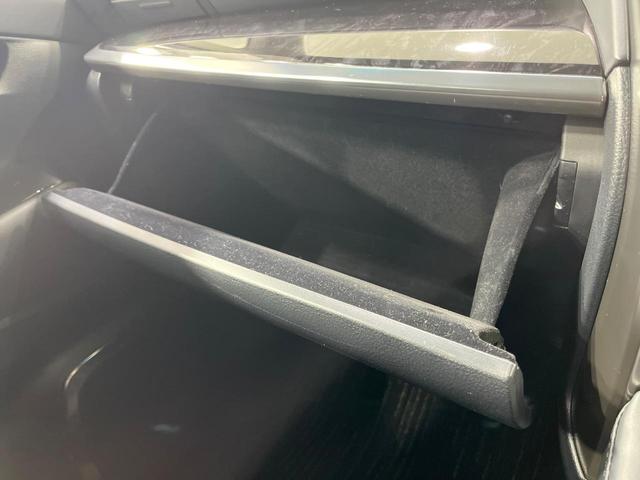 ヴェルファイア ２．５Ｚ　Ｇエディション　禁煙車　両側電動ドア　ＢＩＧＸ１１型ナビ　バックカメラ　衝突被害軽減システム　レーダークルーズ　パワーシート　電動オットマン　シートエアコン　電動リアゲート　ドラレコ　コーナーセンサー　ＥＴＣ（41枚目）