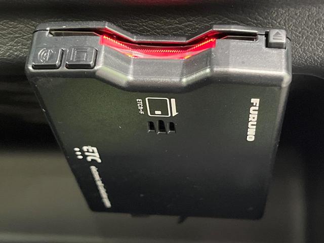 デイズ Ｘ　禁煙車　ＳＤナビ　全周囲カメラ　衝突被害軽減システム　ドラレコ　コーナーセンサー　スマートキー　ＥＴＣ　純正１４インチアルミ　オートライト　オートエアコン　Ｂｌｕｅｔｏｏｔｈ　ＣＤ　ＤＶＤ再生（7枚目）