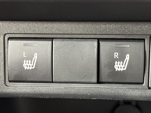 ヤリスクロス ハイブリッドＺ　アドベンチャー　禁煙車　純正８型ＤＡ　全周囲カメラ　衝突被害軽減システム　レーダークルーズ　ハンズフリー電動リアゲート　パワーシート　シートヒーター　ドラレコ　コーナーセンサー　ＬＥＤヘッド　ＥＴＣ　合皮シート（7枚目）