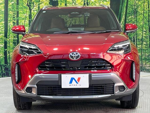 ヤリスクロス ハイブリッドＺ　アドベンチャー　禁煙車　純正８型ＤＡ　全周囲カメラ　衝突被害軽減システム　レーダークルーズ　ハンズフリー電動リアゲート　パワーシート　シートヒーター　ドラレコ　コーナーセンサー　ＬＥＤヘッド　ＥＴＣ　合皮シート（14枚目）