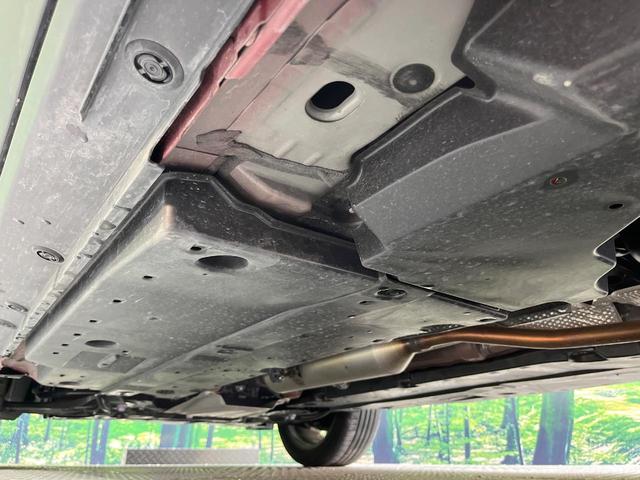 ヤリスクロス ハイブリッドＺ　アドベンチャー　禁煙車　純正８型ＤＡ　全周囲カメラ　衝突被害軽減システム　レーダークルーズ　ハンズフリー電動リアゲート　パワーシート　シートヒーター　ドラレコ　コーナーセンサー　ＬＥＤヘッド　ＥＴＣ　合皮シート（58枚目）