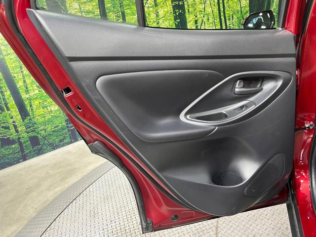 ヤリスクロス ハイブリッドＺ　アドベンチャー　禁煙車　純正８型ＤＡ　全周囲カメラ　衝突被害軽減システム　レーダークルーズ　ハンズフリー電動リアゲート　パワーシート　シートヒーター　ドラレコ　コーナーセンサー　ＬＥＤヘッド　ＥＴＣ　合皮シート（59枚目）