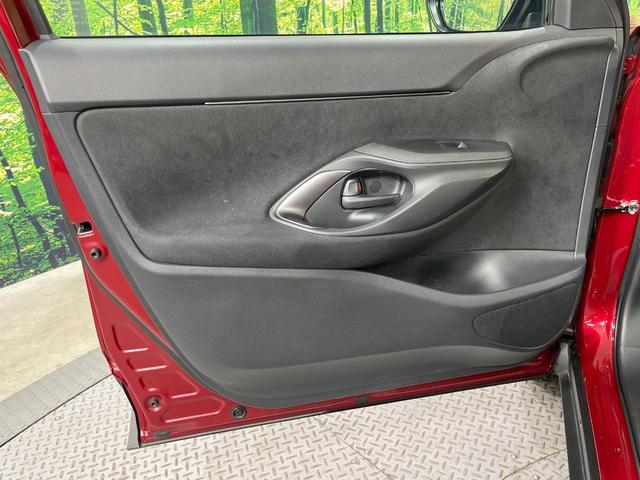 ヤリスクロス ハイブリッドＺ　アドベンチャー　禁煙車　純正８型ＤＡ　全周囲カメラ　衝突被害軽減システム　レーダークルーズ　ハンズフリー電動リアゲート　パワーシート　シートヒーター　ドラレコ　コーナーセンサー　ＬＥＤヘッド　ＥＴＣ　合皮シート（60枚目）