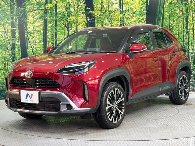 ヤリスクロス ハイブリッドＺ　アドベンチャー　禁煙車　純正８型ＤＡ　全周囲カメラ　衝突被害軽減システム　レーダークルーズ　ハンズフリー電動リアゲート　パワーシート　シートヒーター　ドラレコ　コーナーセンサー　ＬＥＤヘッド　ＥＴＣ　合皮シート（67枚目）