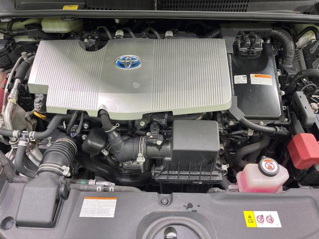 プリウス Ａ　禁煙車　純正９型ナビ　バックカメラ　ドラレコ　ＢＳＭ　ＥＴＣ　衝突被害軽減システム　レーダークルーズ　コーナーセンサー　スマートキー　オートハイビーム　車線逸脱警報　オートライト　オートエアコン（18枚目）