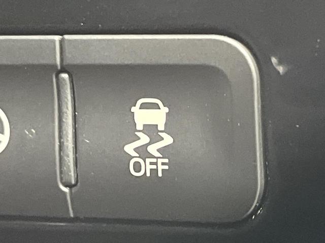 プリウス Ａ　禁煙車　純正９型ナビ　バックカメラ　ドラレコ　ＢＳＭ　ＥＴＣ　衝突被害軽減システム　レーダークルーズ　コーナーセンサー　スマートキー　オートハイビーム　車線逸脱警報　オートライト　オートエアコン（24枚目）