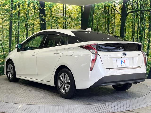 プリウス Ａ　禁煙車　純正９型ナビ　バックカメラ　ドラレコ　ＢＳＭ　ＥＴＣ　衝突被害軽減システム　レーダークルーズ　コーナーセンサー　スマートキー　オートハイビーム　車線逸脱警報　オートライト　オートエアコン（65枚目）