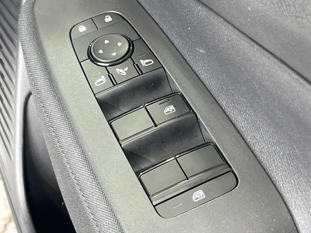 ノート S 禁煙車 SDナビ バックカメラ 衝突被害軽減システム コーナーセンサー スマートキー ビルトインETC 車線逸脱警報 オートライト オートエアコン Bluetooth接続 電動格納ミラー(22枚目)