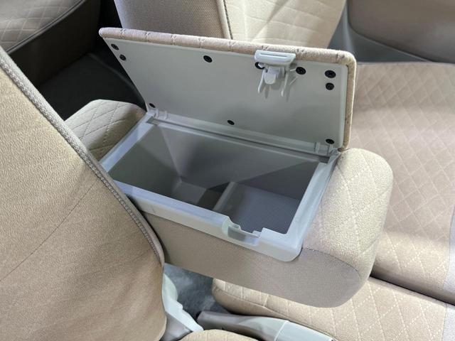 アルトラパン Ｘ　禁煙車　純正ＳＤナビ　全周囲カメラ　衝突被害軽減システム　シートヒーター　スマートキー　ＨＩＤヘッド　純正１４インチアルミ　オートライト　オートエアコン　Ｂｌｕｅｔｏｏｔｈ　ＣＤ　ＤＶＤ再生（23枚目）