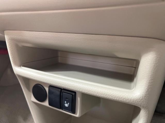 アルトラパン Ｘ　禁煙車　純正ＳＤナビ　全周囲カメラ　衝突被害軽減システム　シートヒーター　スマートキー　ＨＩＤヘッド　純正１４インチアルミ　オートライト　オートエアコン　Ｂｌｕｅｔｏｏｔｈ　ＣＤ　ＤＶＤ再生（39枚目）