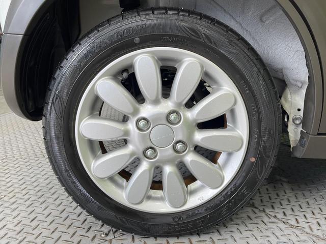 アルトラパン Ｘ　禁煙車　純正ＳＤナビ　全周囲カメラ　衝突被害軽減システム　シートヒーター　スマートキー　ＨＩＤヘッド　純正１４インチアルミ　オートライト　オートエアコン　Ｂｌｕｅｔｏｏｔｈ　ＣＤ　ＤＶＤ再生（44枚目）