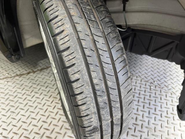 アルトラパン Ｘ　禁煙車　純正ＳＤナビ　全周囲カメラ　衝突被害軽減システム　シートヒーター　スマートキー　ＨＩＤヘッド　純正１４インチアルミ　オートライト　オートエアコン　Ｂｌｕｅｔｏｏｔｈ　ＣＤ　ＤＶＤ再生（53枚目）