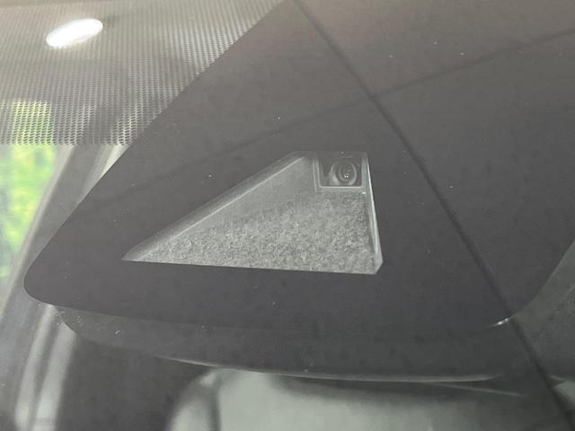 プリウス SセーフティプラスII 禁煙車 モデリスタフルエアロ 8型SDナビ バックカメラ 衝突被害軽減システム BSM レーダークルーズ ドラレコ コーナーセンサー スマートキー LEDヘッド ビルトインETC オートハイビーム(4枚目)