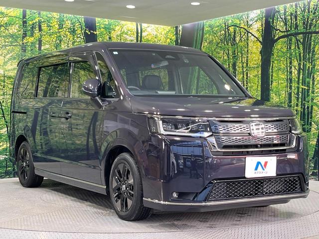 ステップワゴン ｅ：ＨＥＶスパーダ　禁煙車　両側電動ドア　純正９型ＳＤナビ　１０型後席モニター　全周囲カメラ　衝突被害軽減システム　レーダークルーズ　電動リアゲート　合皮コンビシート　ドラレコ　コーナーセンサー　ＬＥＤヘッド（17枚目）