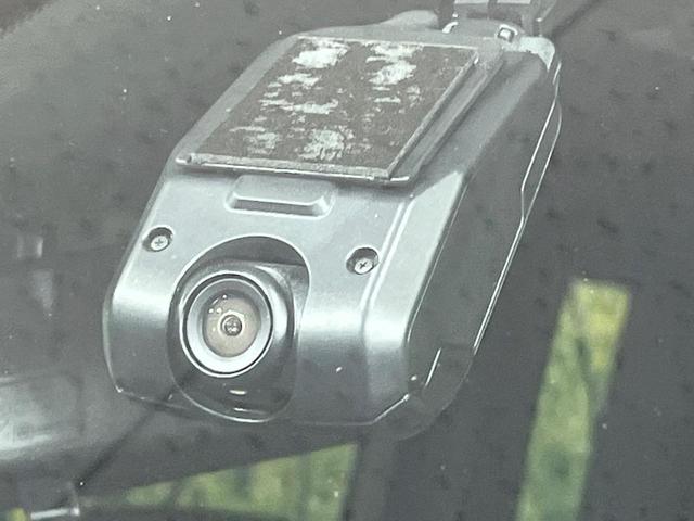 ステップワゴン ｅ：ＨＥＶスパーダ　禁煙車　両側電動ドア　純正９型ＳＤナビ　１０型後席モニター　全周囲カメラ　衝突被害軽減システム　レーダークルーズ　電動リアゲート　合皮コンビシート　ドラレコ　コーナーセンサー　ＬＥＤヘッド（68枚目）