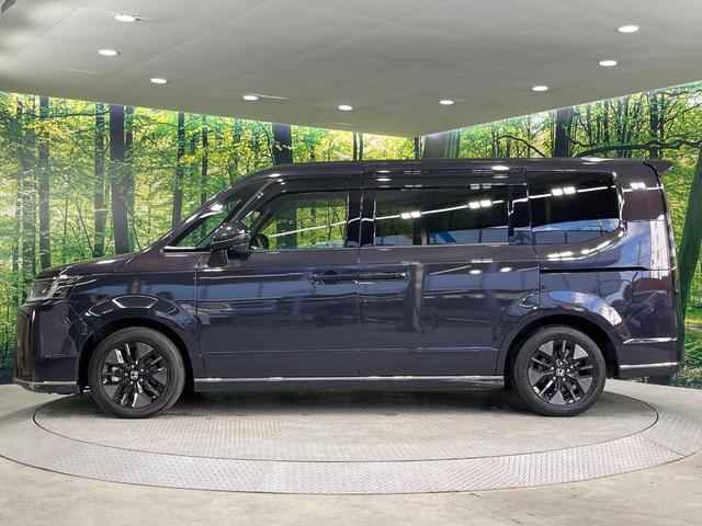 ステップワゴン ｅ：ＨＥＶスパーダ　禁煙車　両側電動ドア　純正９型ＳＤナビ　１０型後席モニター　全周囲カメラ　衝突被害軽減システム　レーダークルーズ　電動リアゲート　合皮コンビシート　ドラレコ　コーナーセンサー　ＬＥＤヘッド（70枚目）