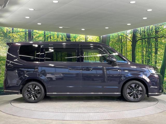 ステップワゴン ｅ：ＨＥＶスパーダ　禁煙車　両側電動ドア　純正９型ＳＤナビ　１０型後席モニター　全周囲カメラ　衝突被害軽減システム　レーダークルーズ　電動リアゲート　合皮コンビシート　ドラレコ　コーナーセンサー　ＬＥＤヘッド（72枚目）