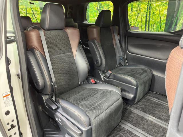 アルファード ２．５Ｓ　Ａパッケージ　タイプブラック　禁煙車　両側電動ドア　ＢＩＧＸ９型ナビ　１２型後席モニター　バックカメラ　電動リアゲート　ドラレコ　ＥＴＣ　クルコン　純正１８インチアルミホイール　オートライト　リアオートエアコン　合皮シート（9枚目）