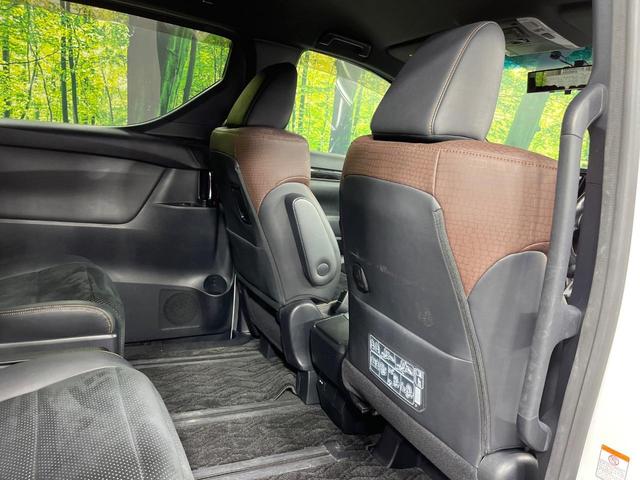 アルファード ２．５Ｓ　Ａパッケージ　タイプブラック　禁煙車　両側電動ドア　ＢＩＧＸ９型ナビ　１２型後席モニター　バックカメラ　電動リアゲート　ドラレコ　ＥＴＣ　クルコン　純正１８インチアルミホイール　オートライト　リアオートエアコン　合皮シート（60枚目）